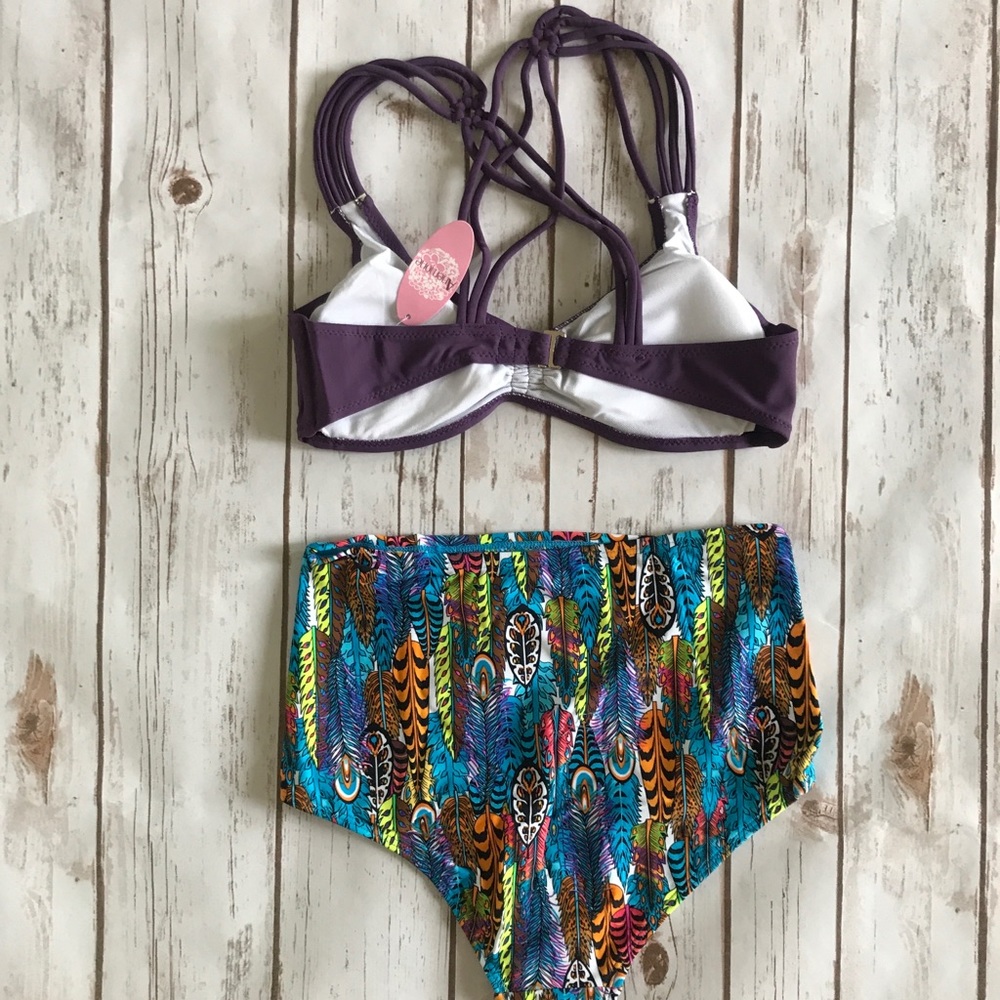 ☀️⬇️Last 1 left- Bikini Top & High Waist Bottom - Picture 6 of 8